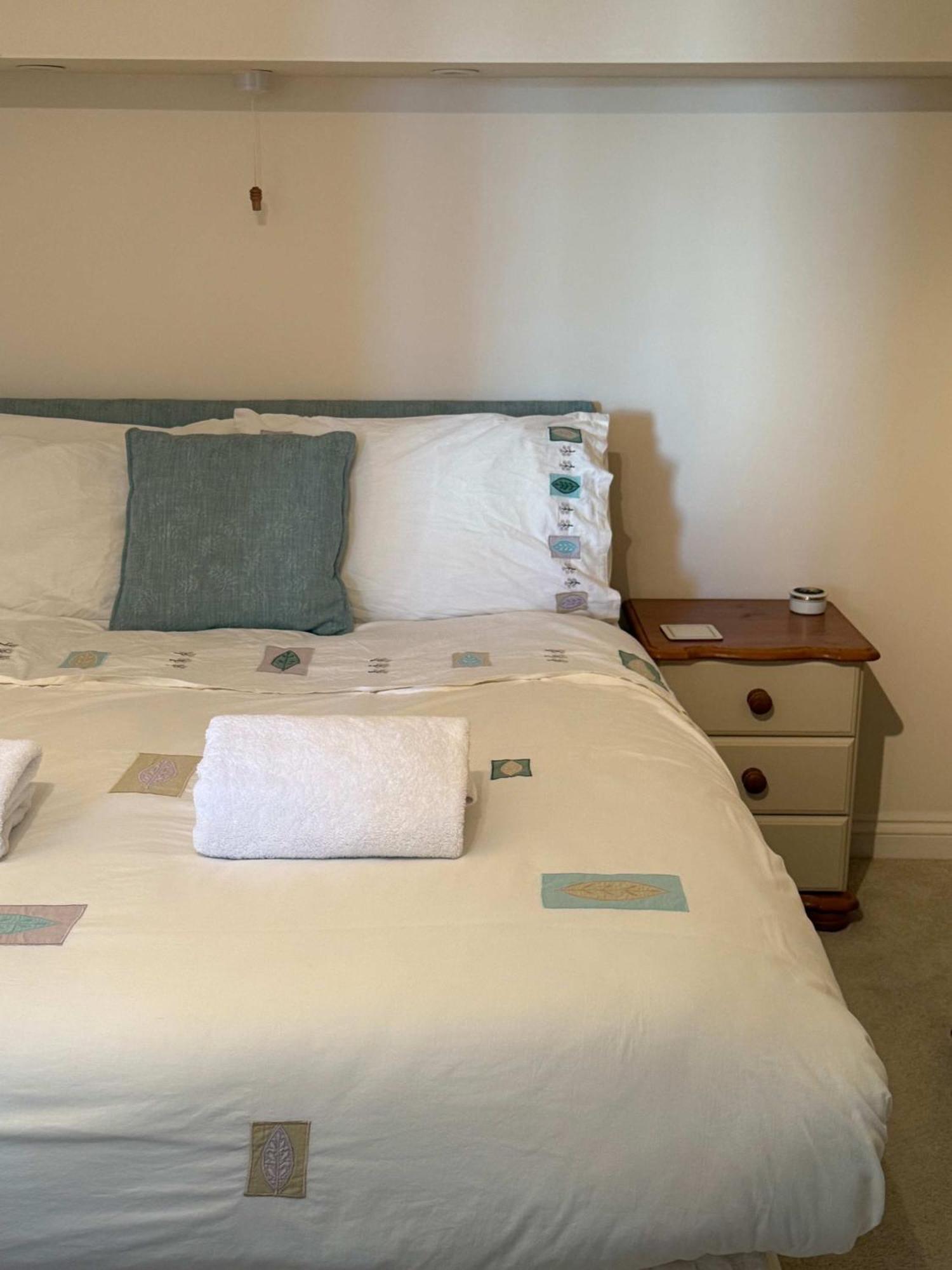 Fabulous High Street Townhouse With Stunning Views & Parking At 'Eagles Nest' Villa Falmouth Eksteriør bilde