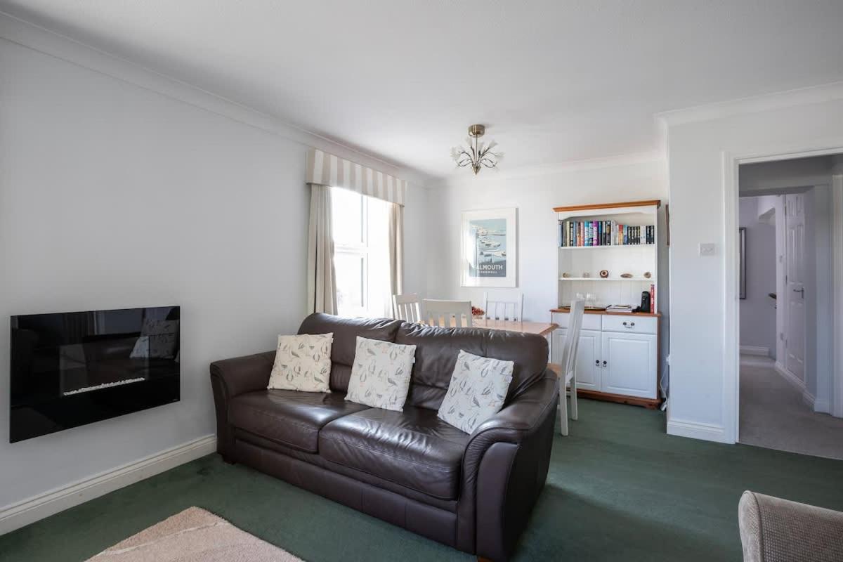 Fabulous High Street Townhouse With Stunning Views & Parking At 'Eagles Nest' Villa Falmouth Eksteriør bilde