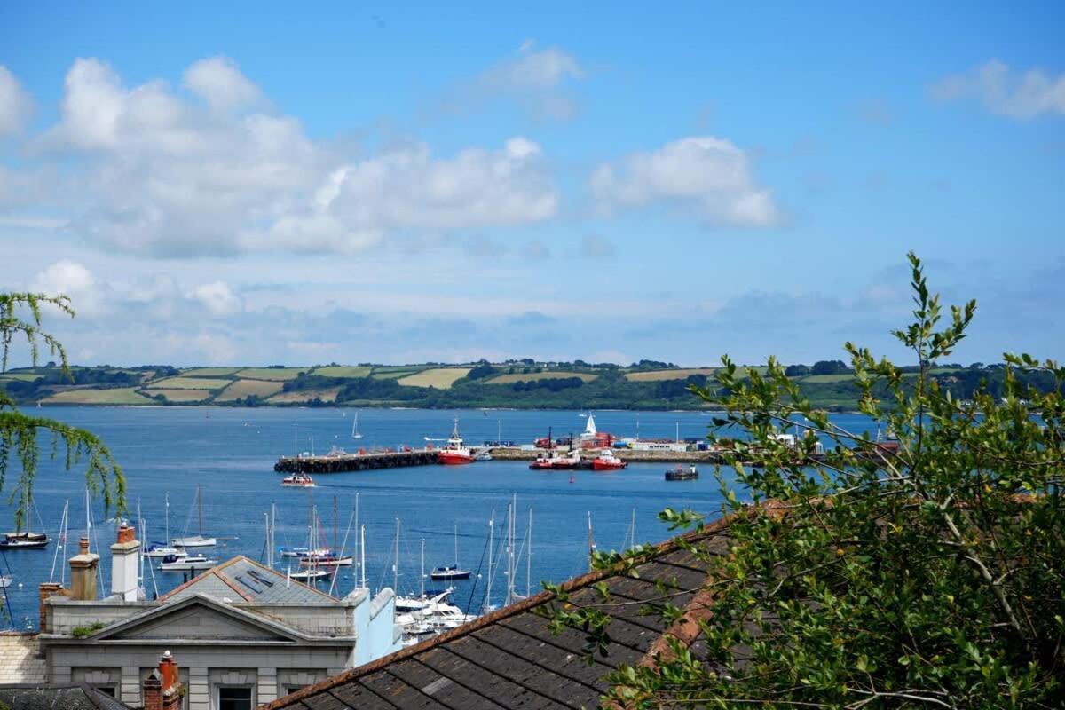 Fabulous High Street Townhouse With Stunning Views & Parking At 'Eagles Nest' Villa Falmouth Eksteriør bilde