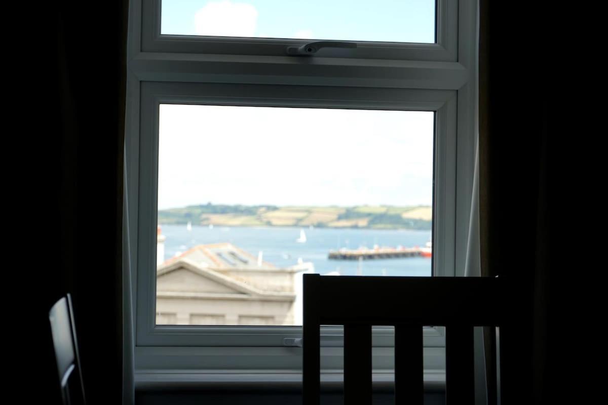 Fabulous High Street Townhouse With Stunning Views & Parking At 'Eagles Nest' Villa Falmouth Eksteriør bilde