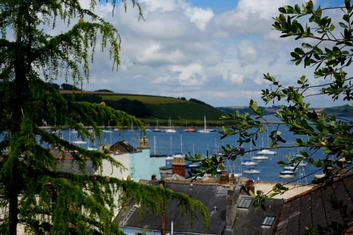Fabulous High Street Townhouse With Stunning Views & Parking At 'Eagles Nest' Villa Falmouth Eksteriør bilde