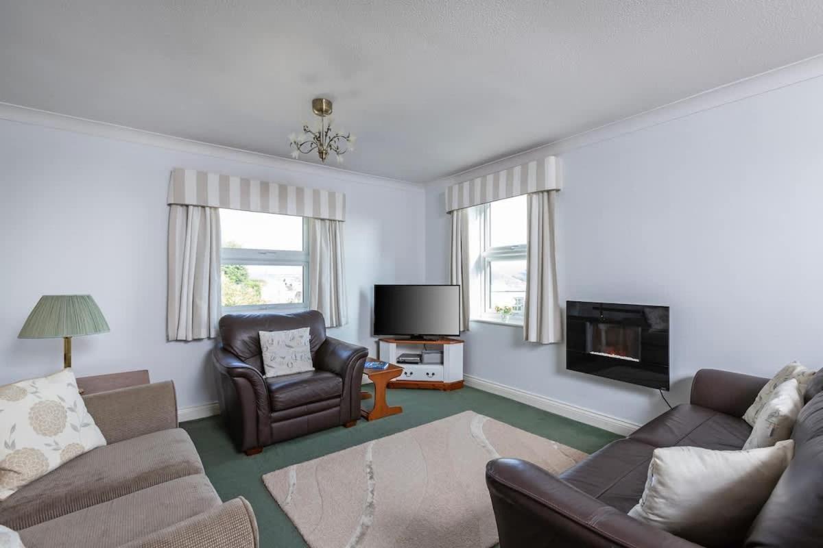 Fabulous High Street Townhouse With Stunning Views & Parking At 'Eagles Nest' Villa Falmouth Eksteriør bilde